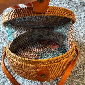 Ratan round bag